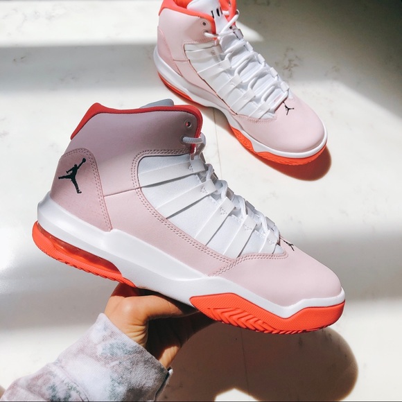 air jordan bball sneakers - Picture 3 of 15